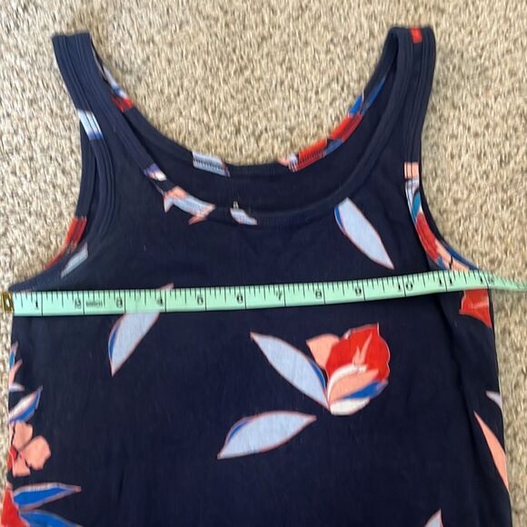 🌼3/$15🌼 a new day tank top - Picture 5 of 8